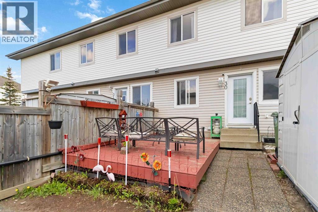 100 Millennium Gate, Fort McMurray