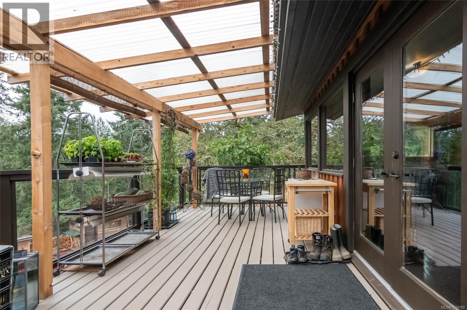 120 Heidi Pl, Salt Spring