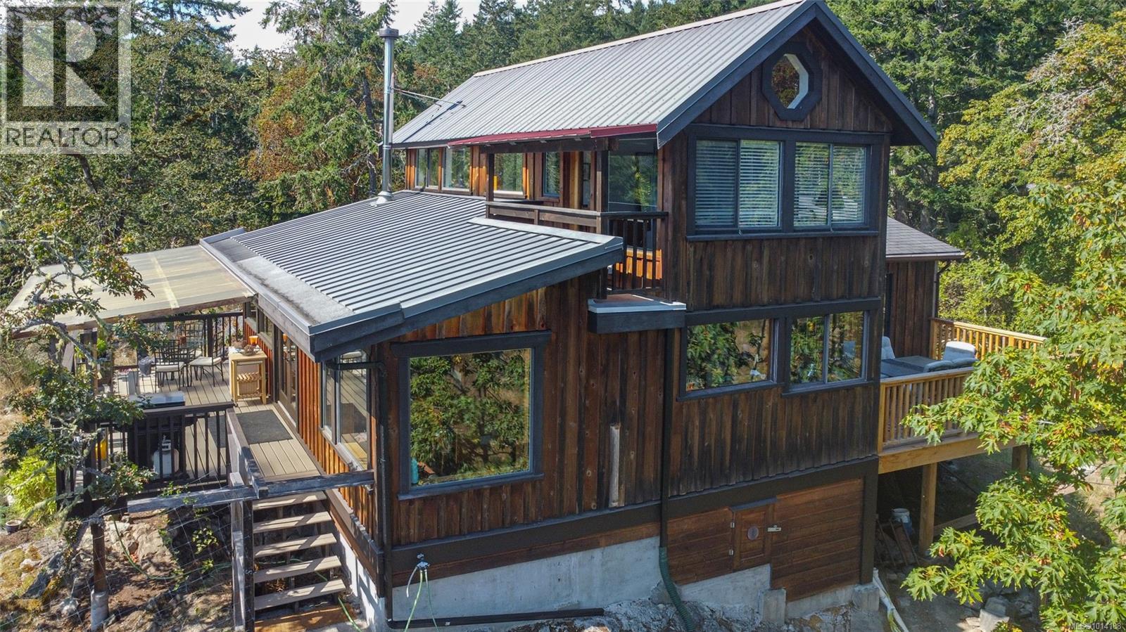 120 Heidi Pl, Salt Spring