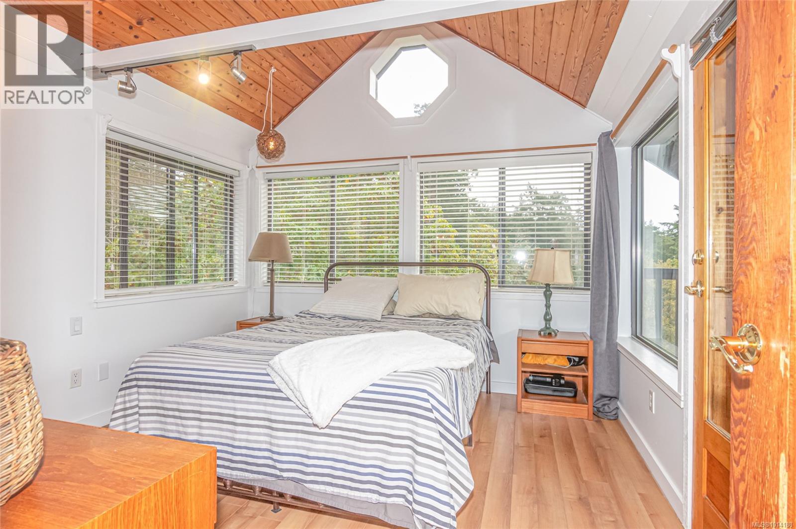120 Heidi Pl, Salt Spring