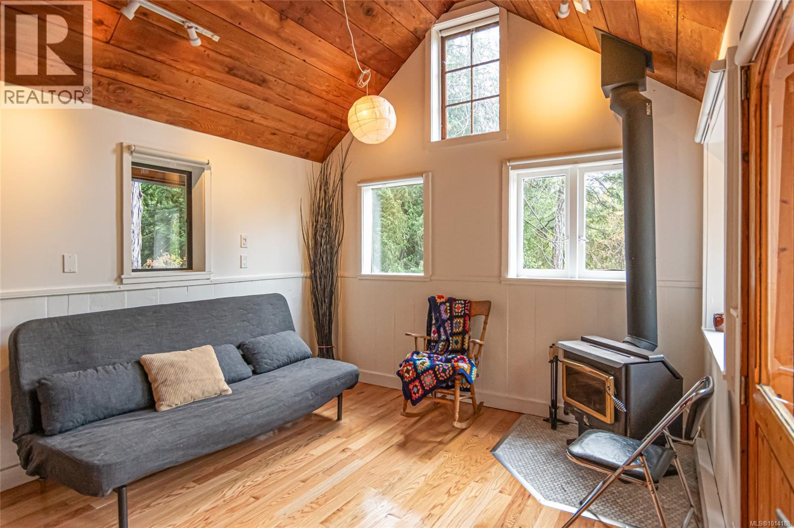 120 Heidi Pl, Salt Spring