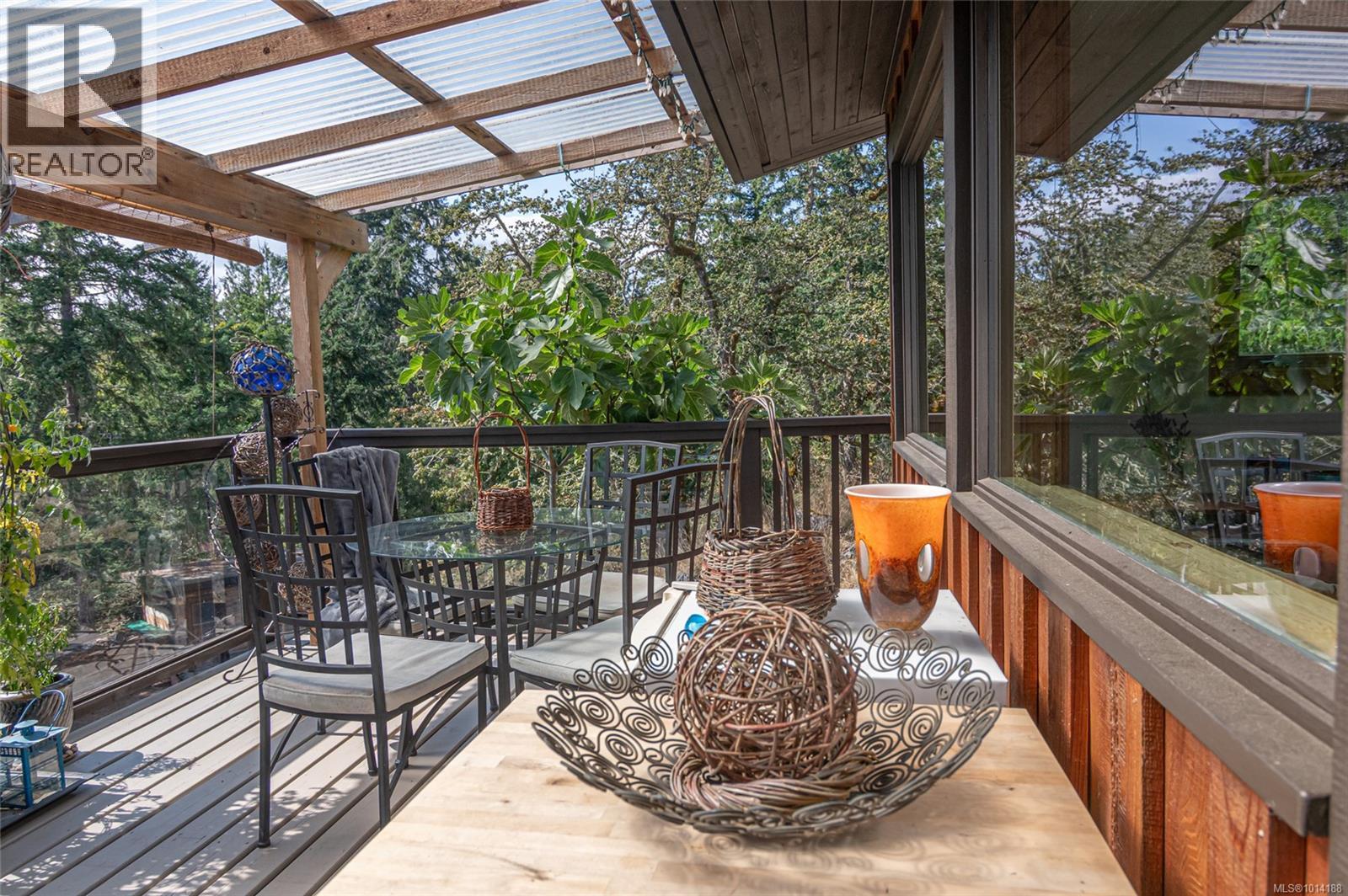 120 Heidi Pl, Salt Spring