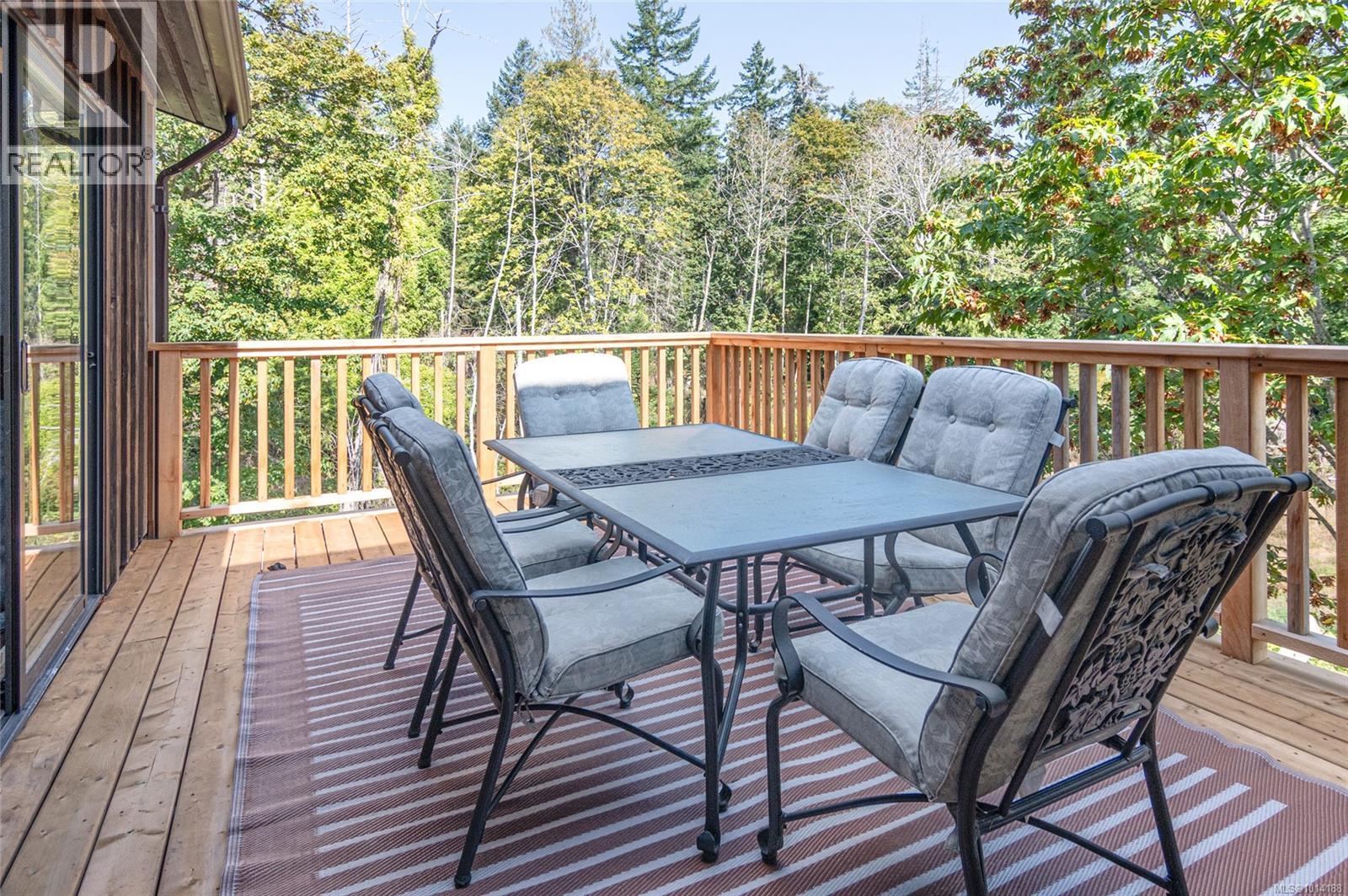 120 Heidi Pl, Salt Spring