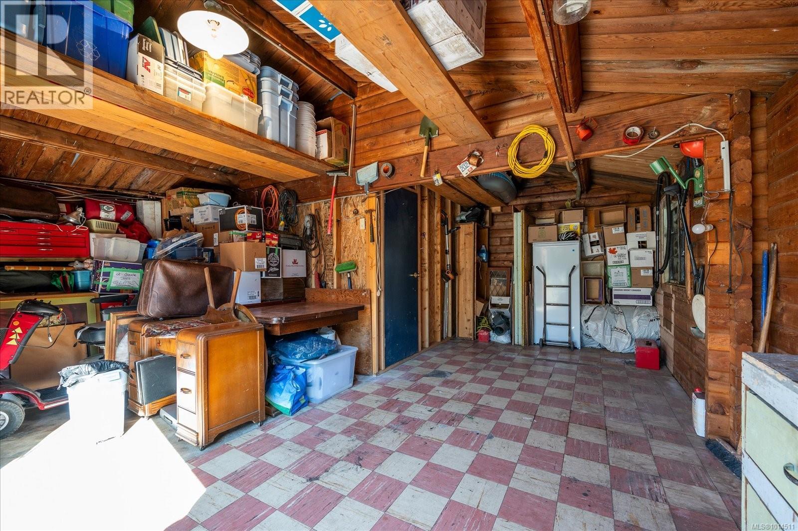 330 Temple St, Parksville