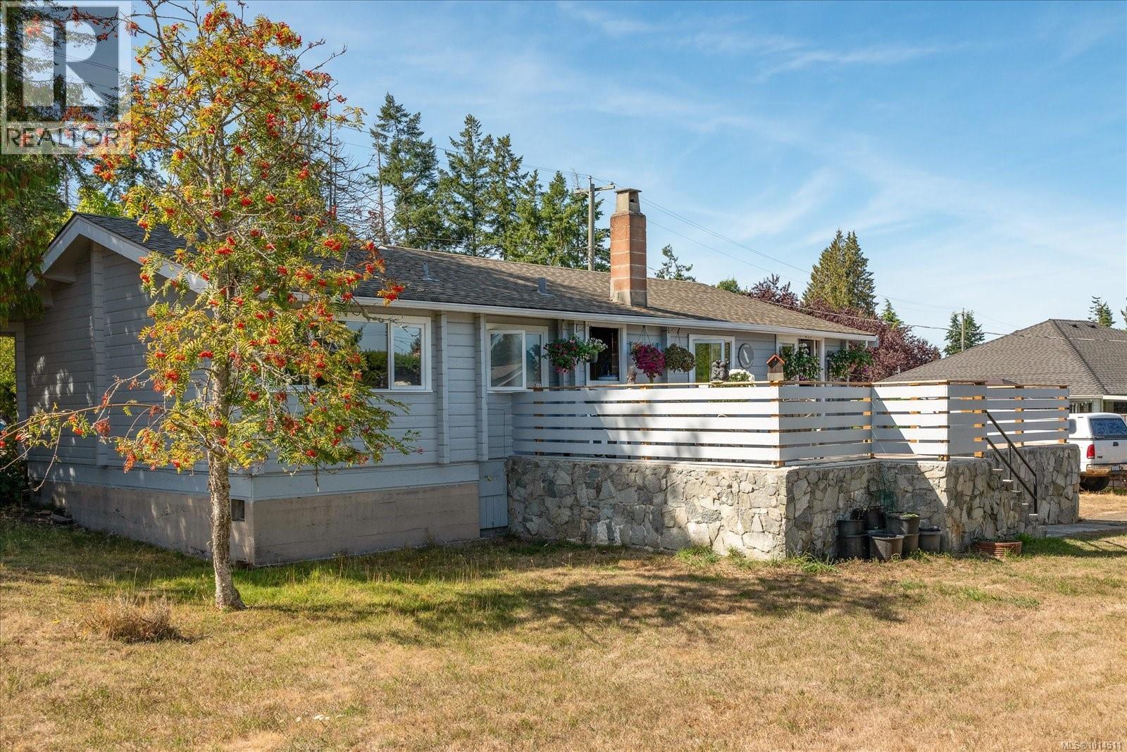 330 Temple St, Parksville