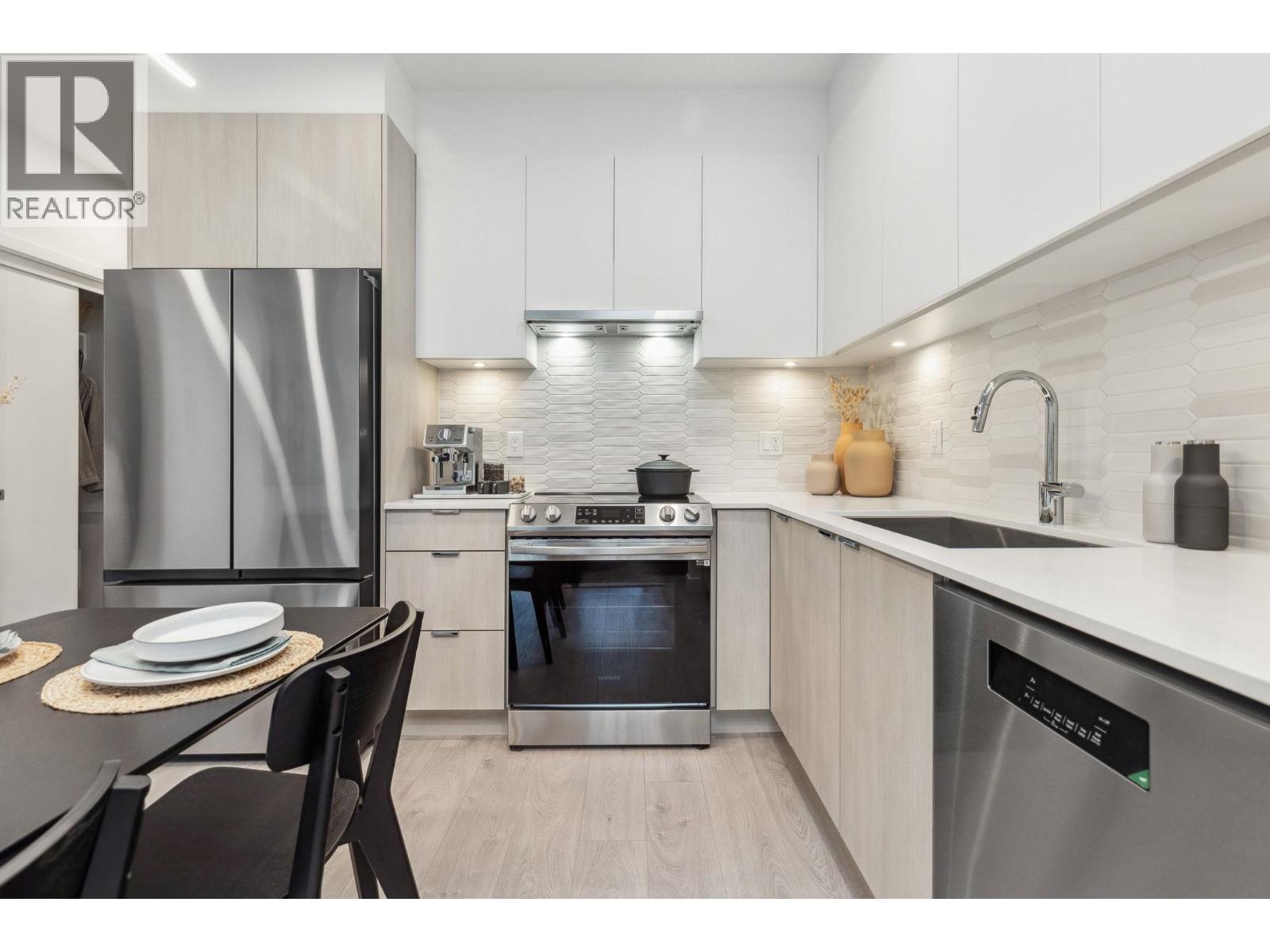 204 2463 RABBIT DRIVE, Tsawwassen