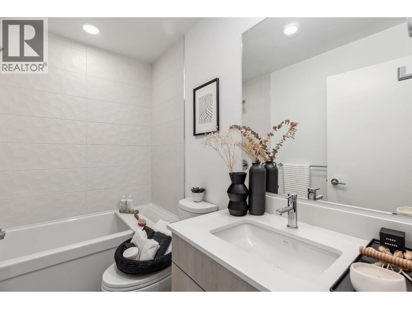 204 2463 RABBIT DRIVE, Tsawwassen