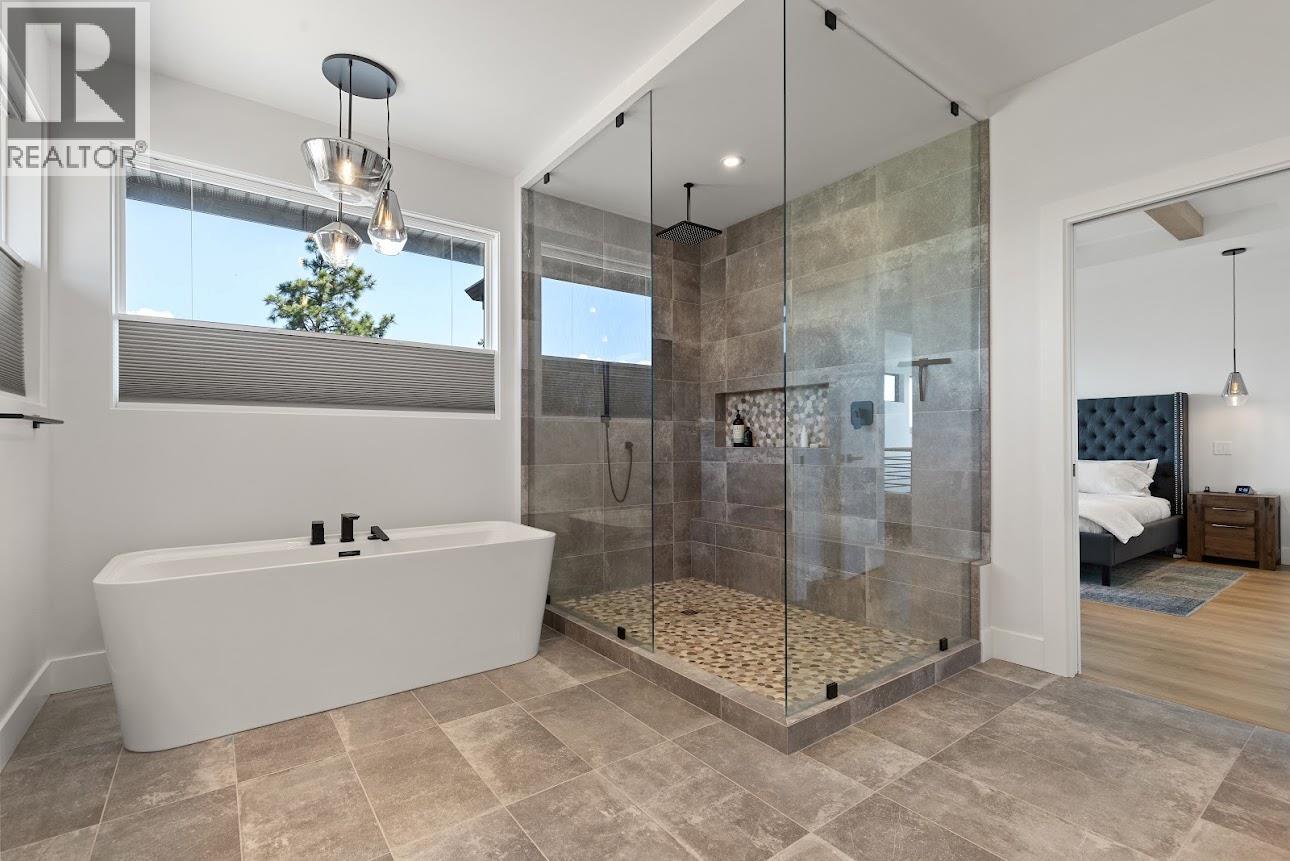  254 Summer Wood Drive, Kelowna