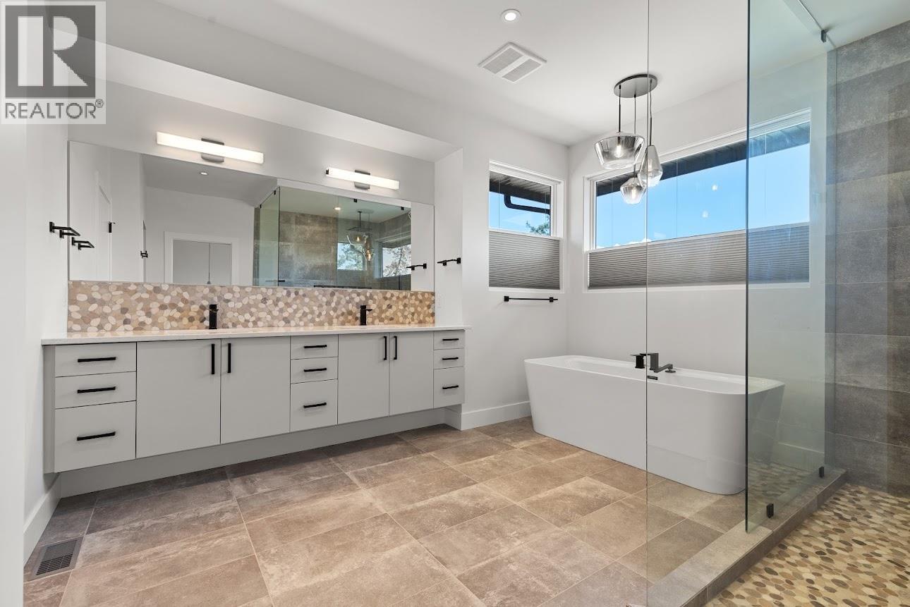  254 Summer Wood Drive, Kelowna