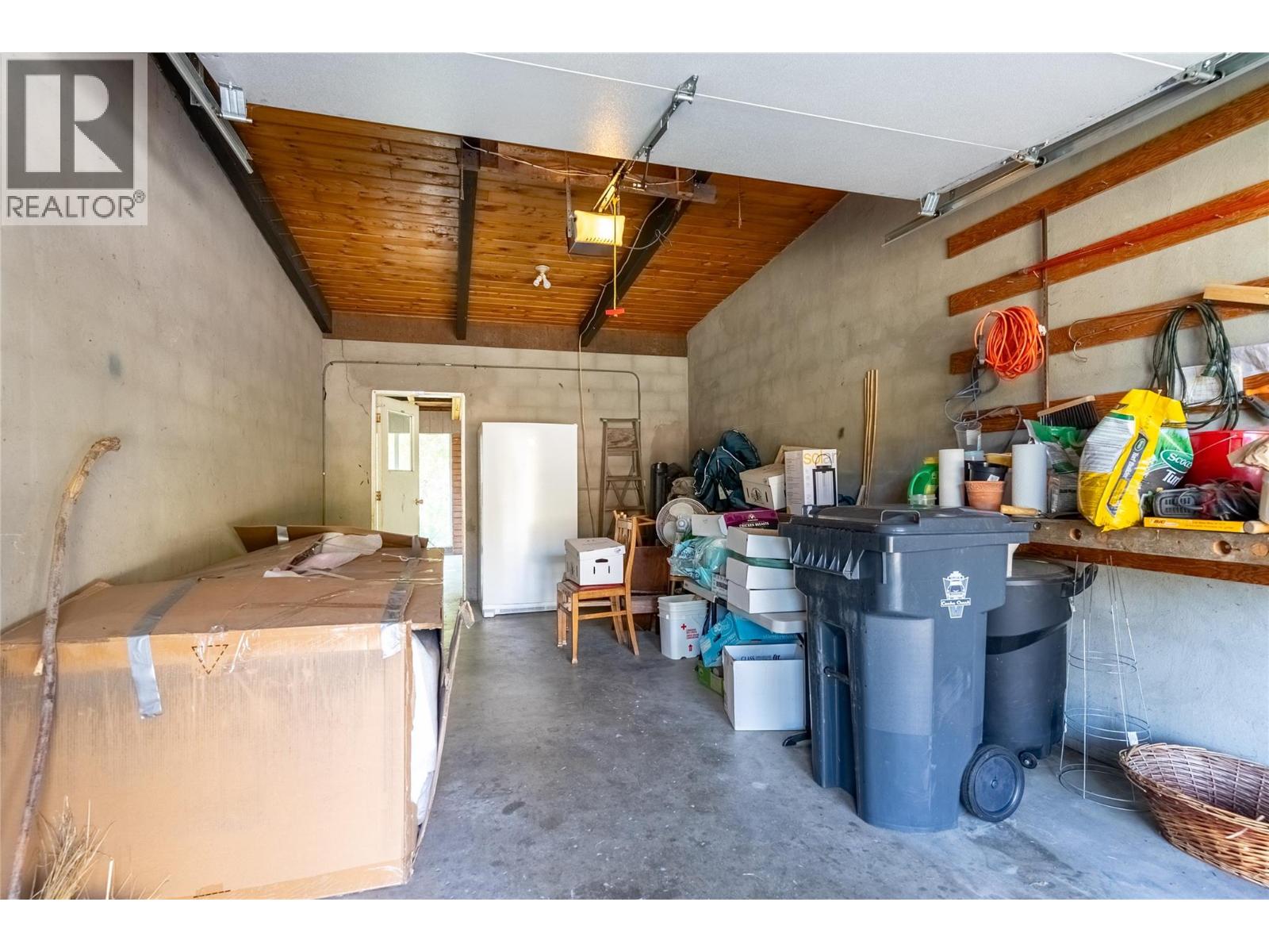 840/842 Collins Road, Cache Creek