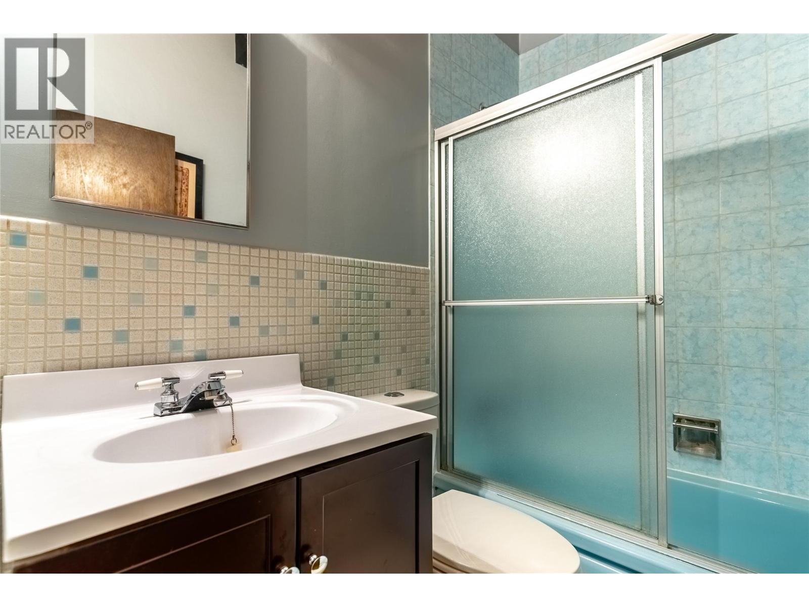 840/842 Collins Road, Cache Creek