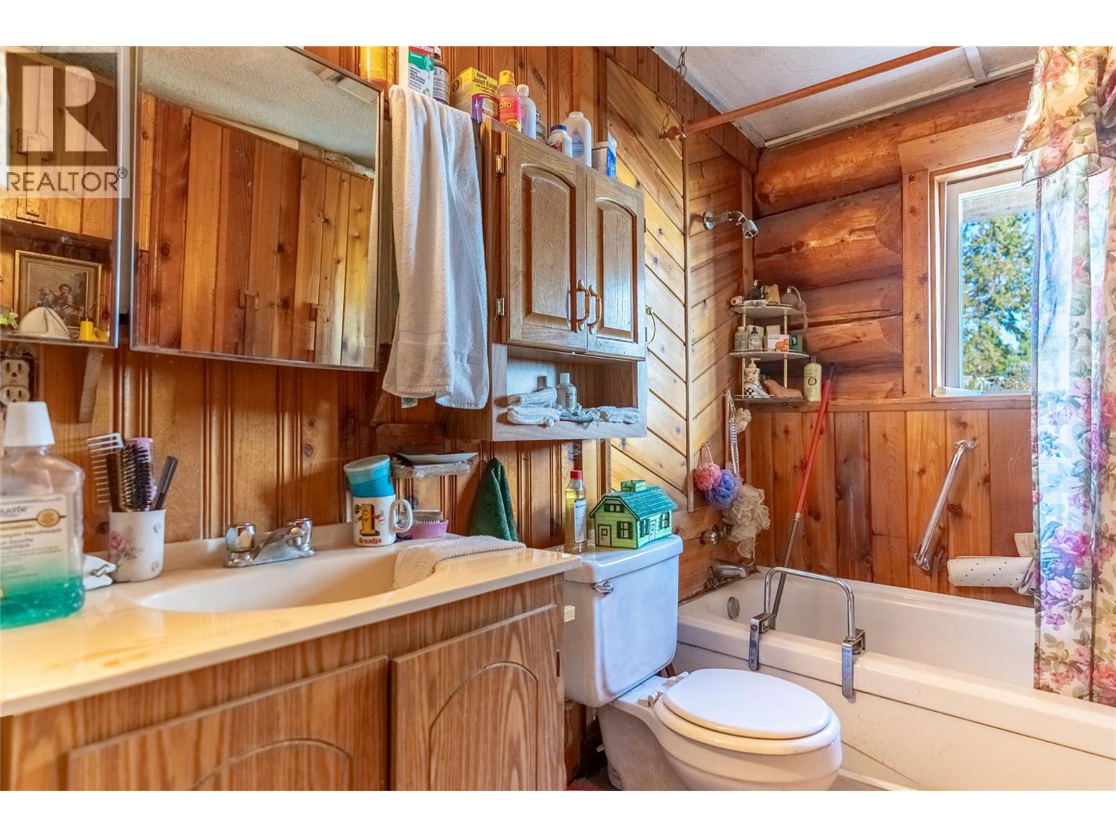 4208 North Road, Ashcroft