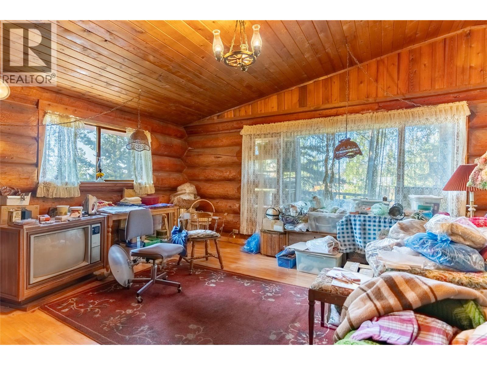 4208 North Road, Ashcroft