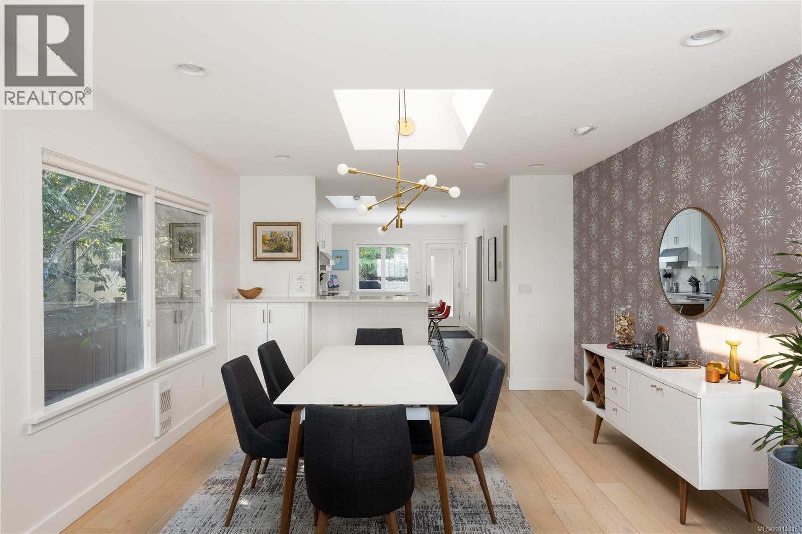  1250 Beach Drive, Oak Bay