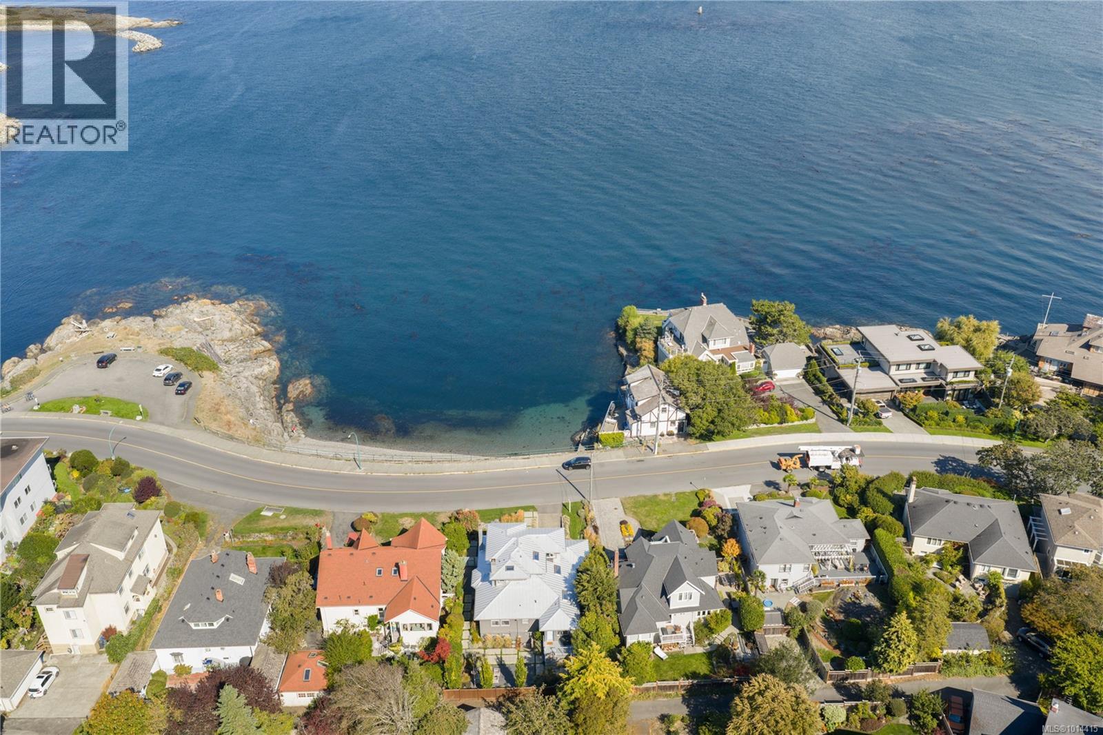  1250 Beach Drive, Oak Bay