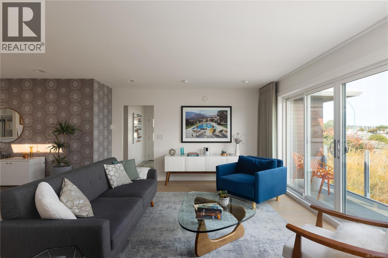  1250 Beach Drive, Oak Bay