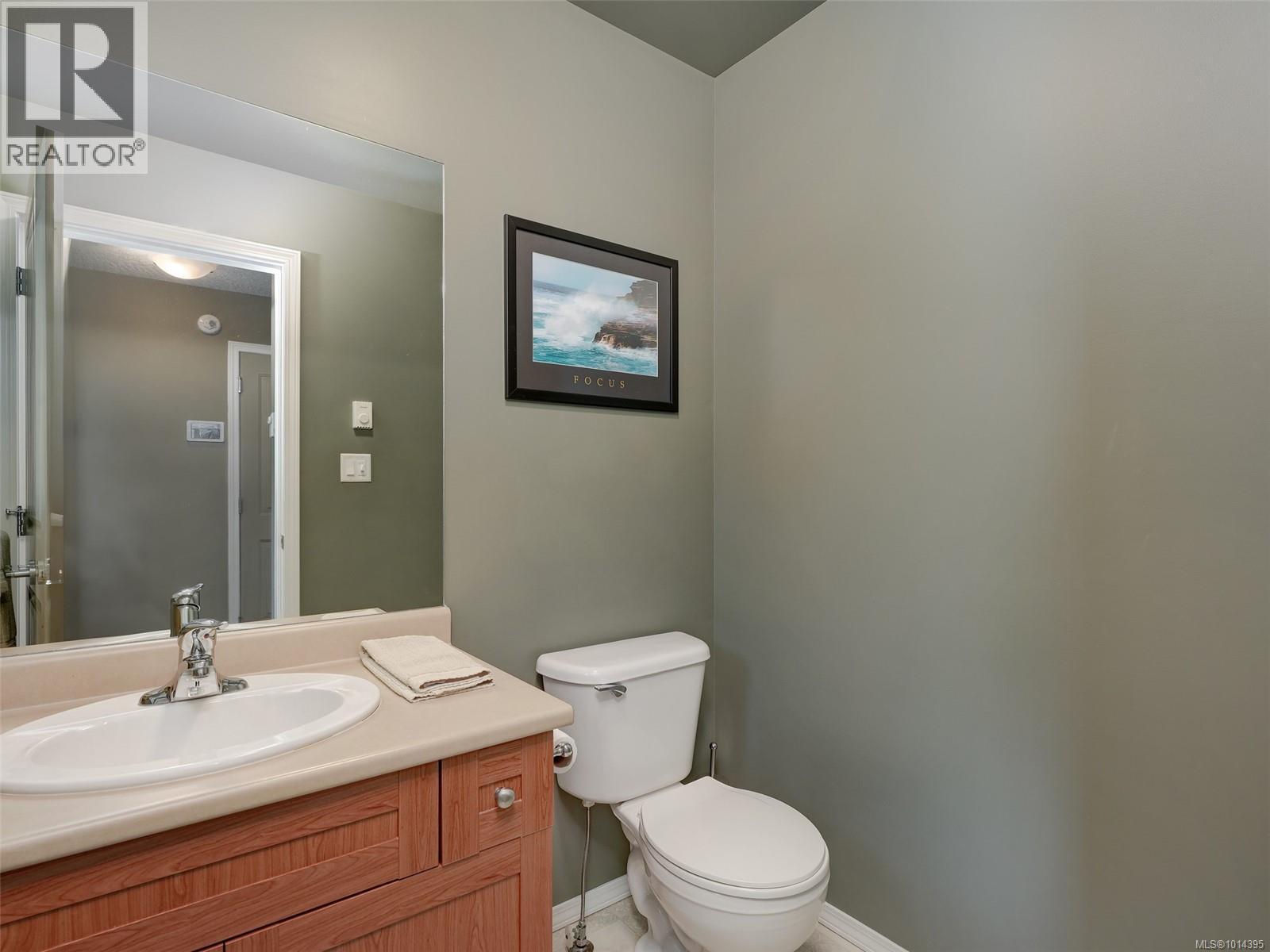  641 Olympia Ridge, Langford