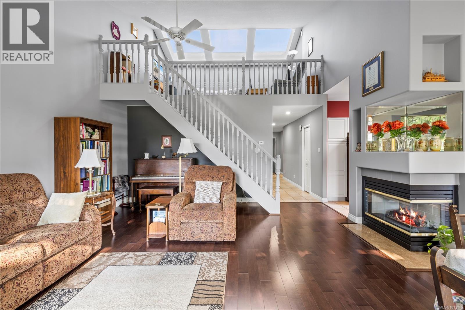 889 Lakes Blvd, French Creek