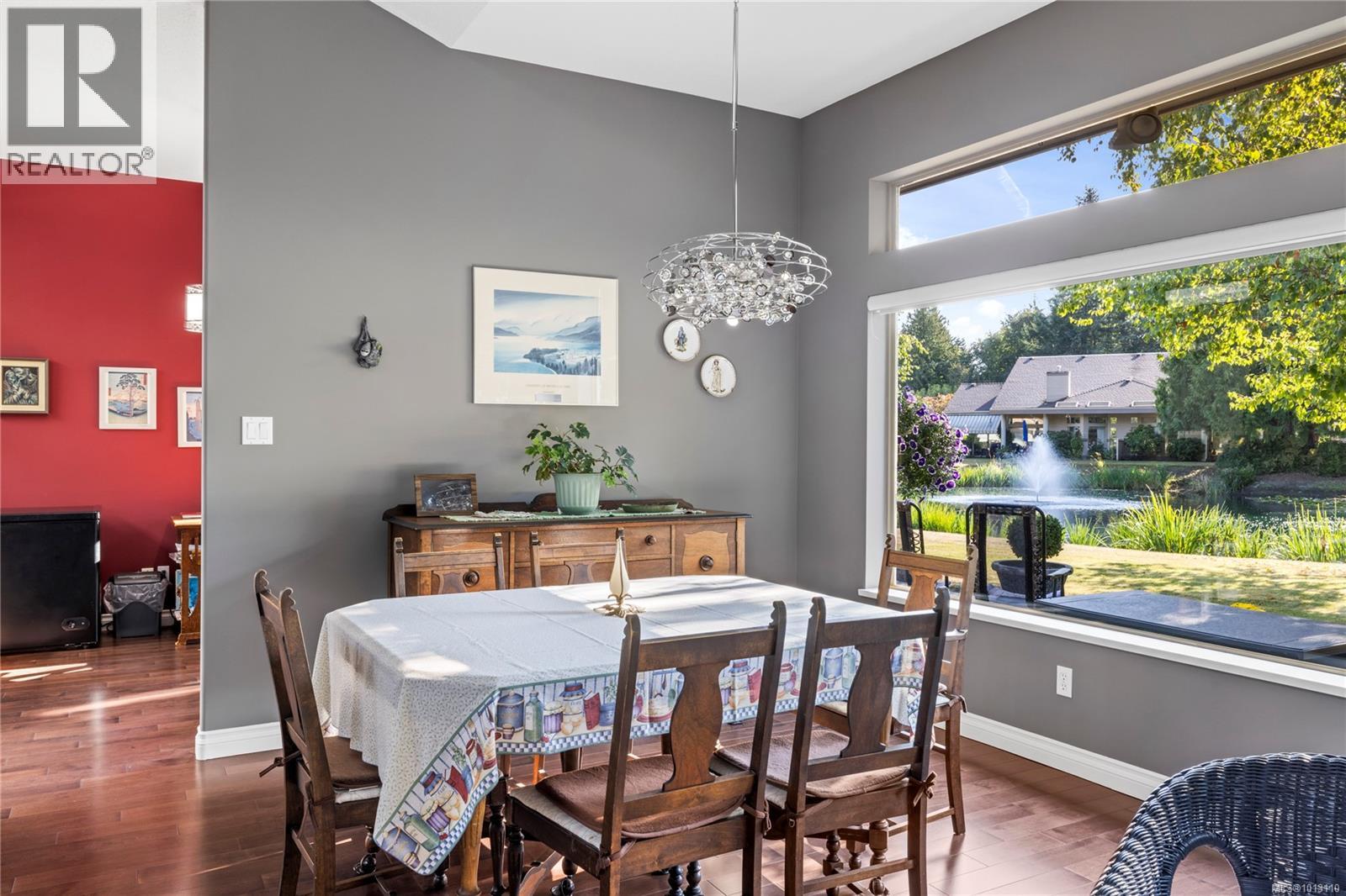 889 Lakes Blvd, French Creek