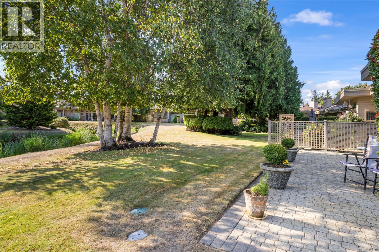 889 Lakes Blvd, French Creek