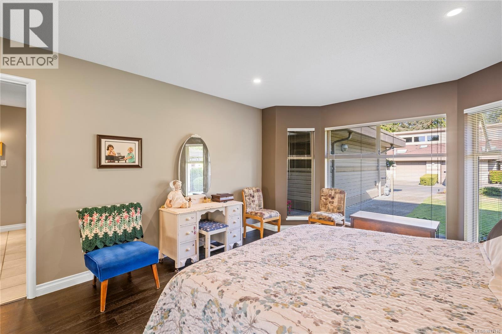 889 Lakes Blvd, French Creek