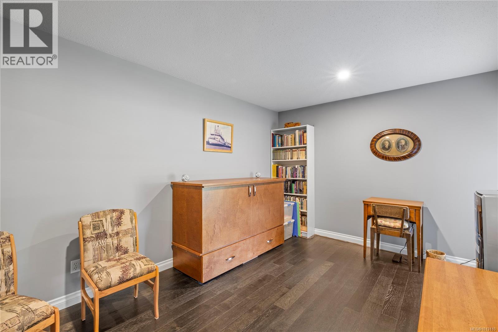 889 Lakes Blvd, French Creek
