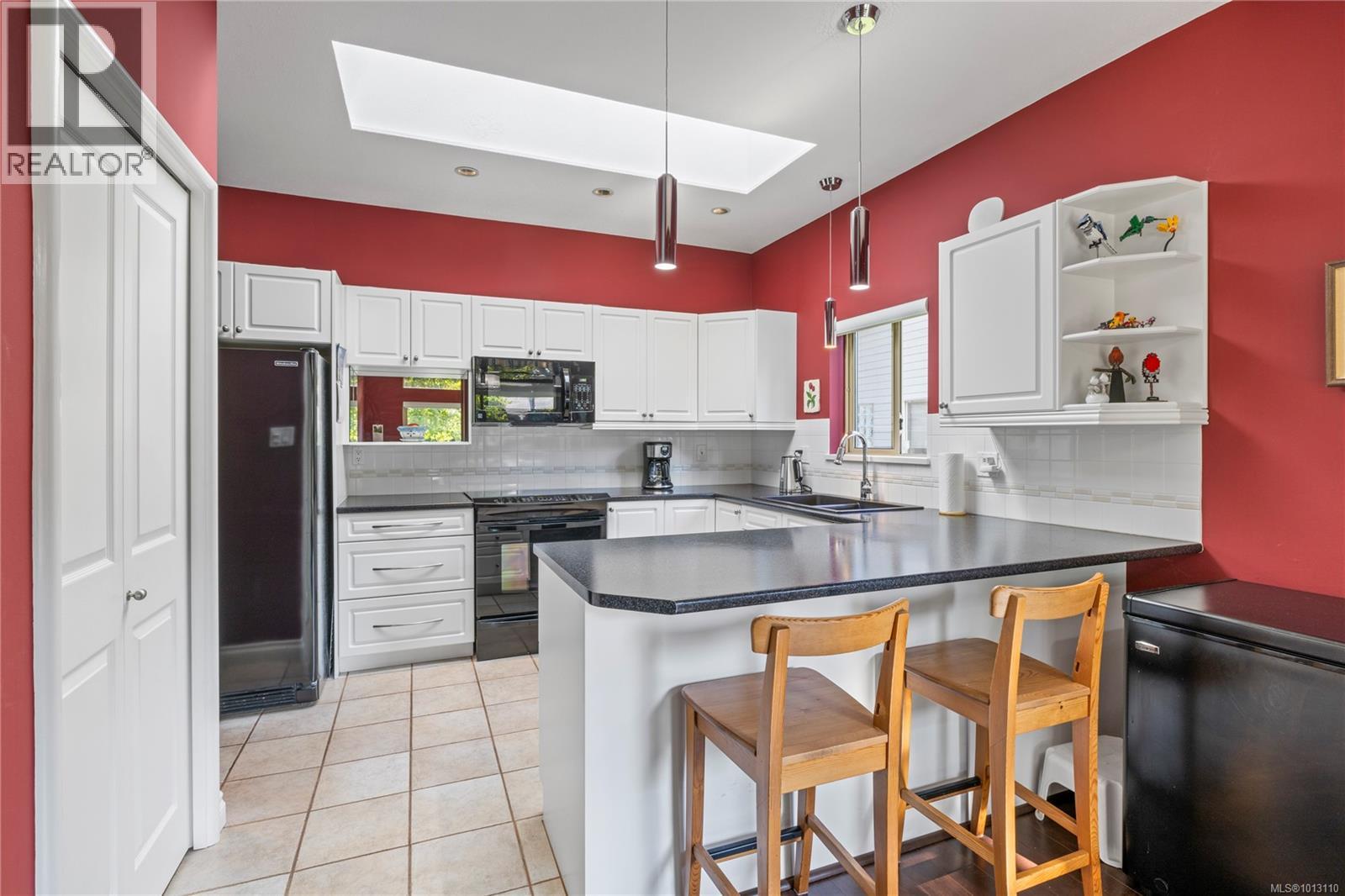 889 Lakes Blvd, French Creek