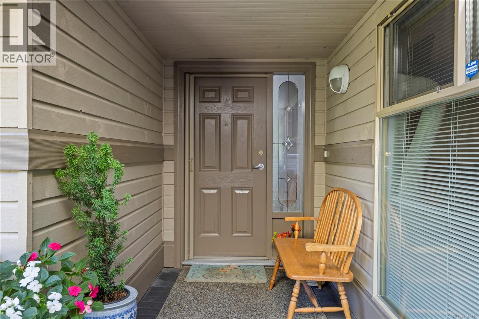 889 Lakes Blvd, French Creek