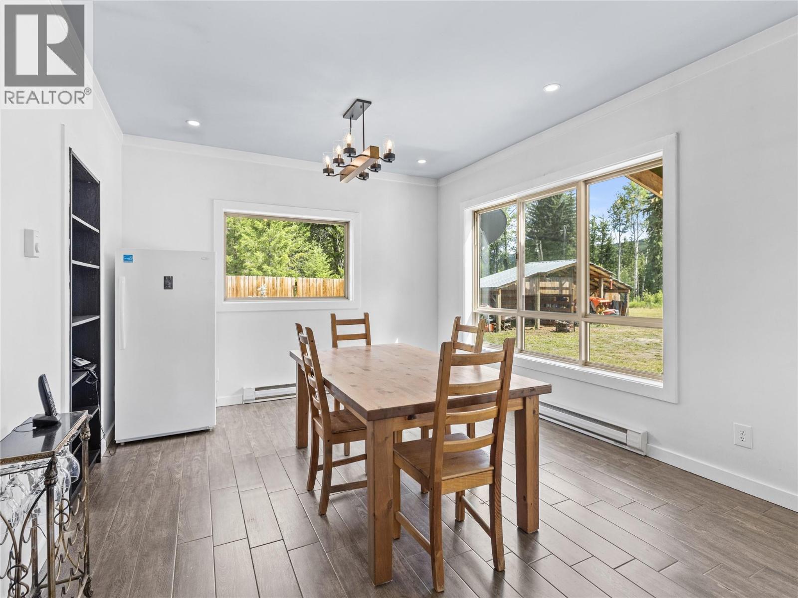 3272 Barriere Lakes Road, Barriere