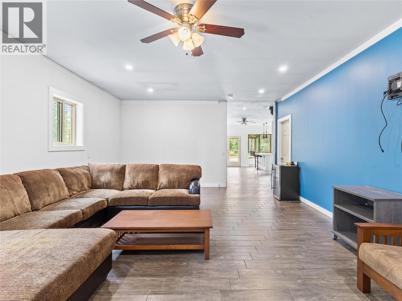 3272 Barriere Lakes Road, Barriere