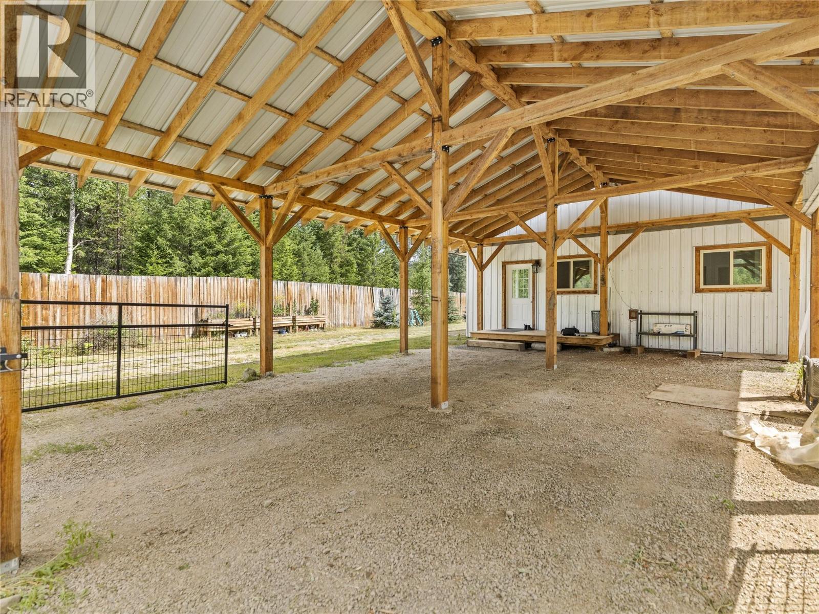 3272 Barriere Lakes Road, Barriere