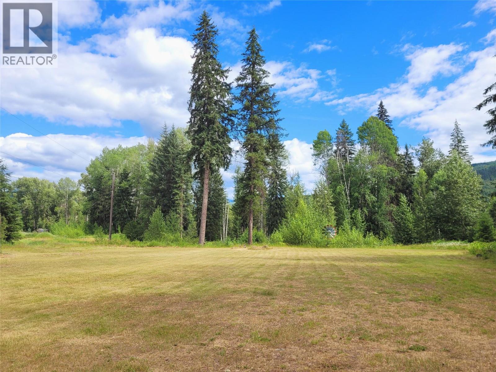 3272 Barriere Lakes Road, Barriere
