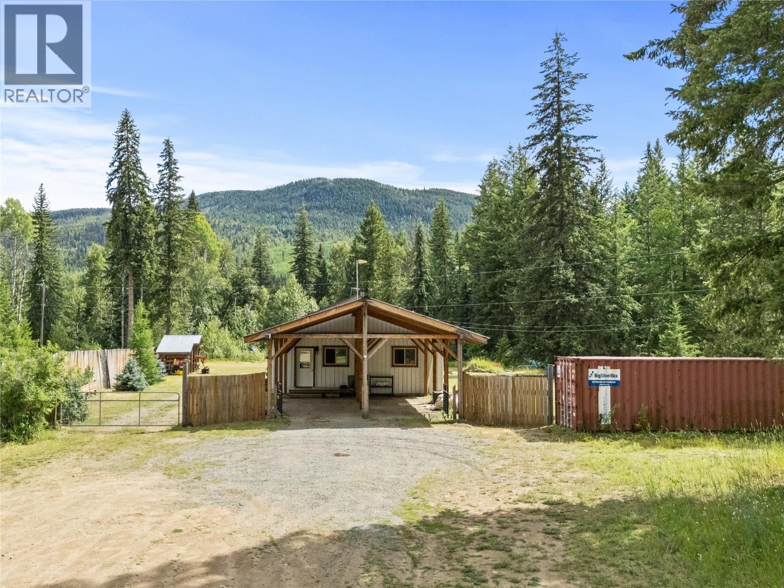 3272 Barriere Lakes Road, Barriere