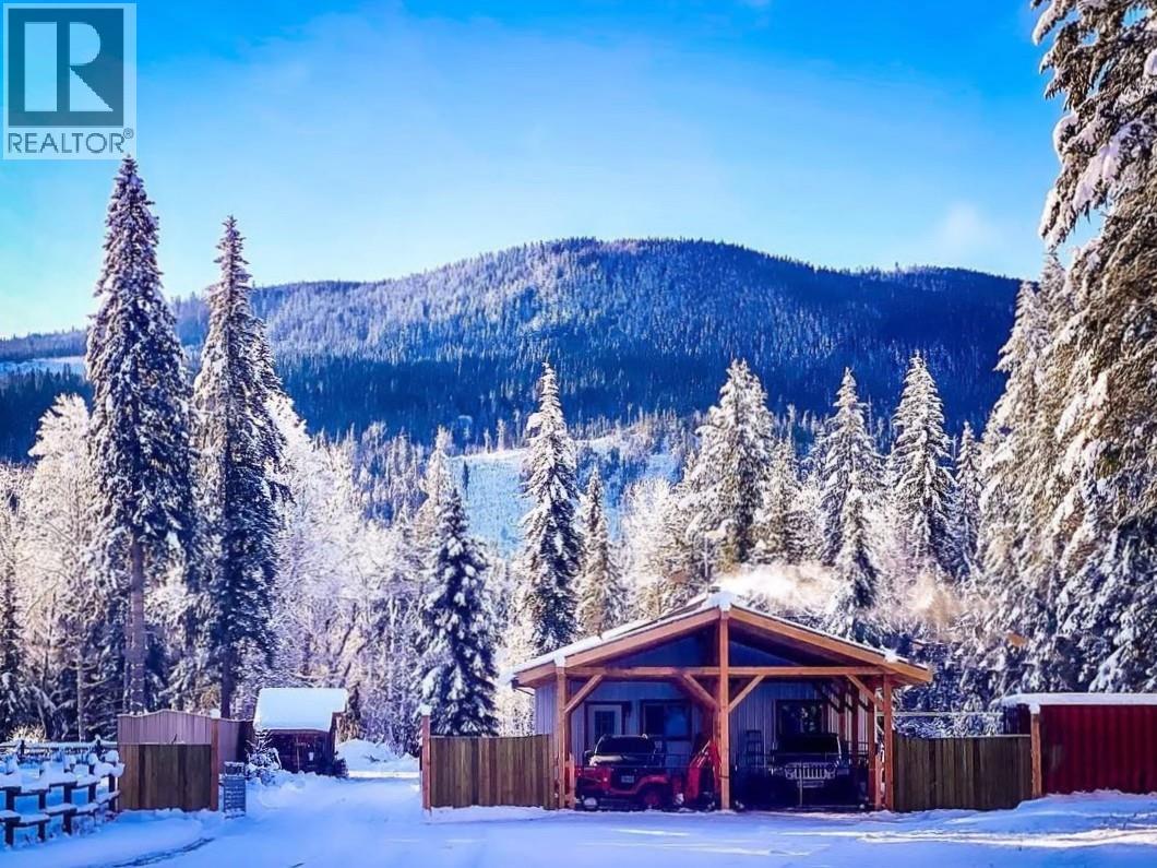 3272 Barriere Lakes Road, Barriere