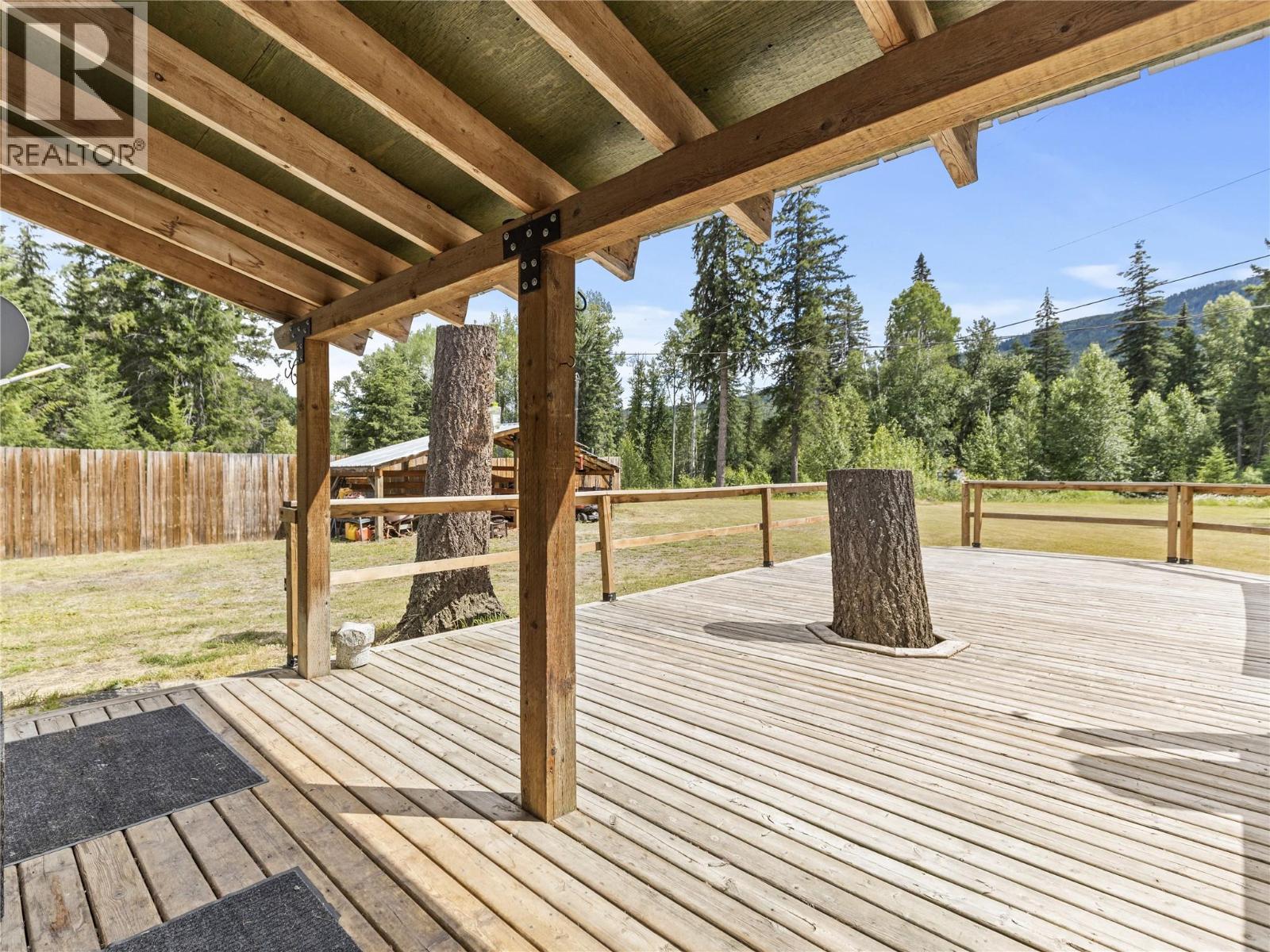 3272 Barriere Lakes Road, Barriere