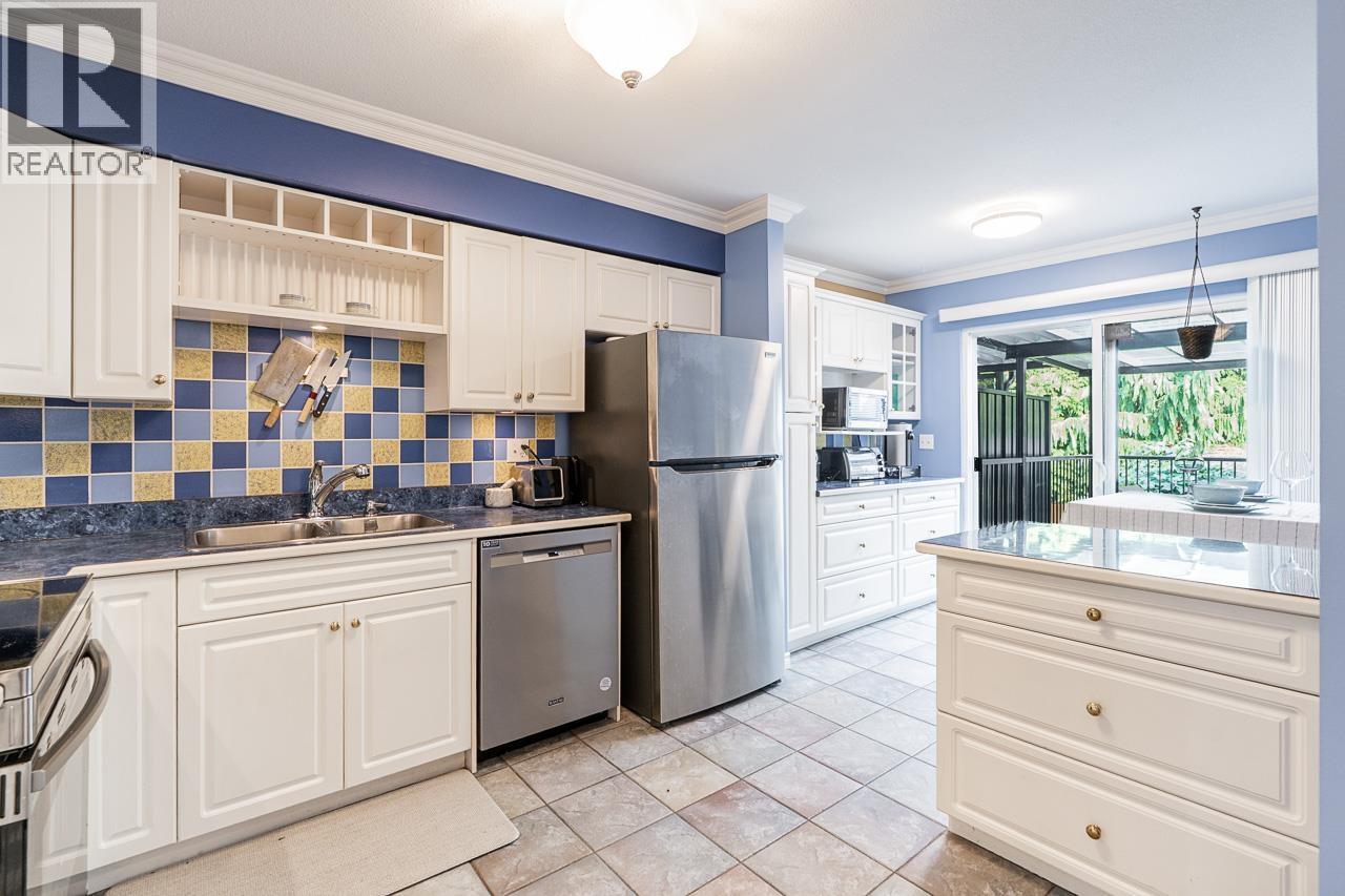 1185 EAGLERIDGE DRIVE, Coquitlam