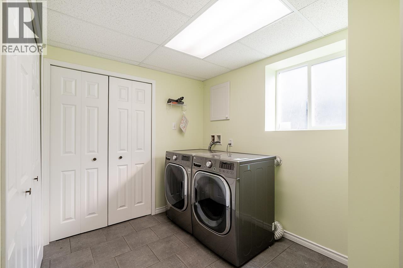 1185 EAGLERIDGE DRIVE, Coquitlam