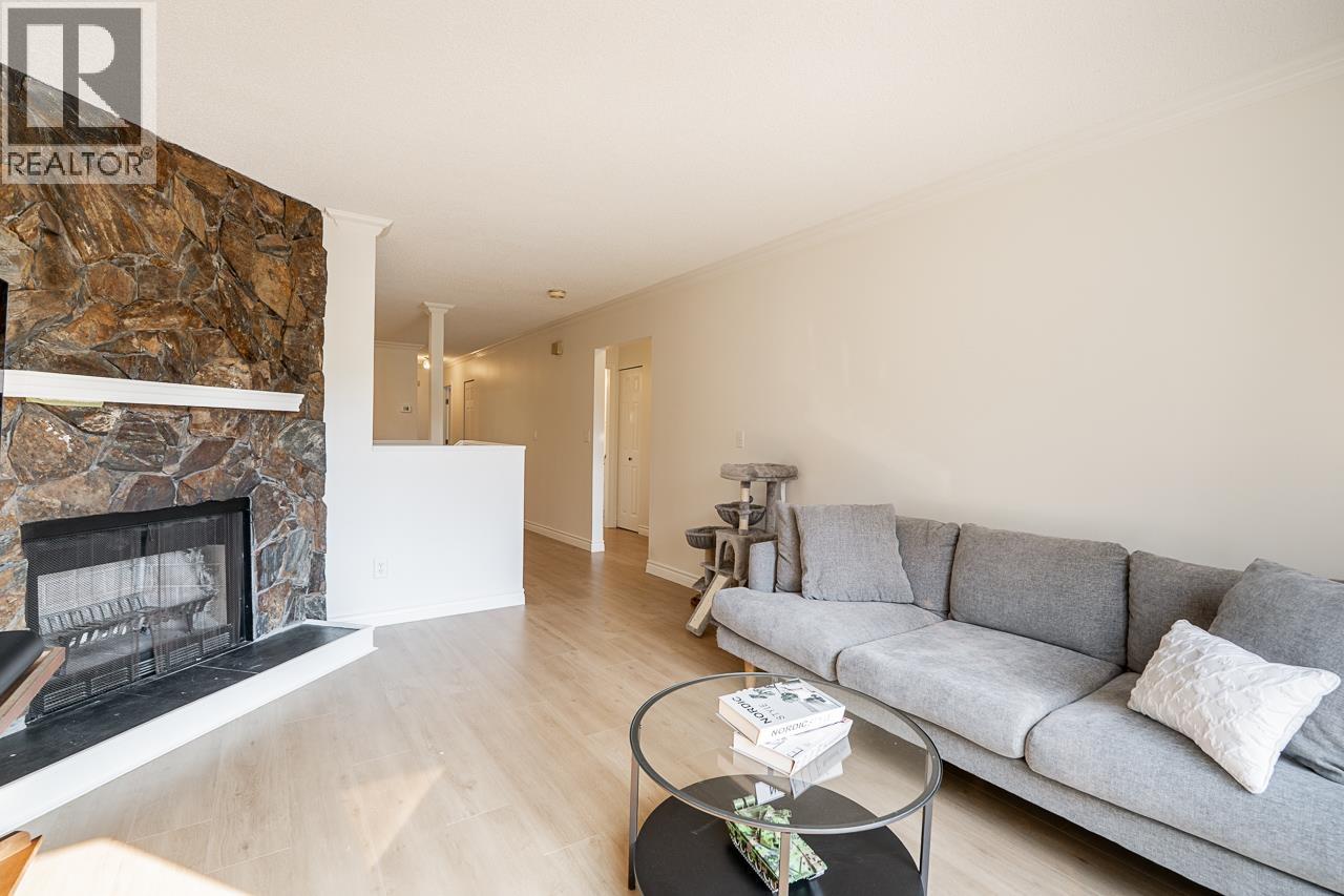 1185 EAGLERIDGE DRIVE, Coquitlam