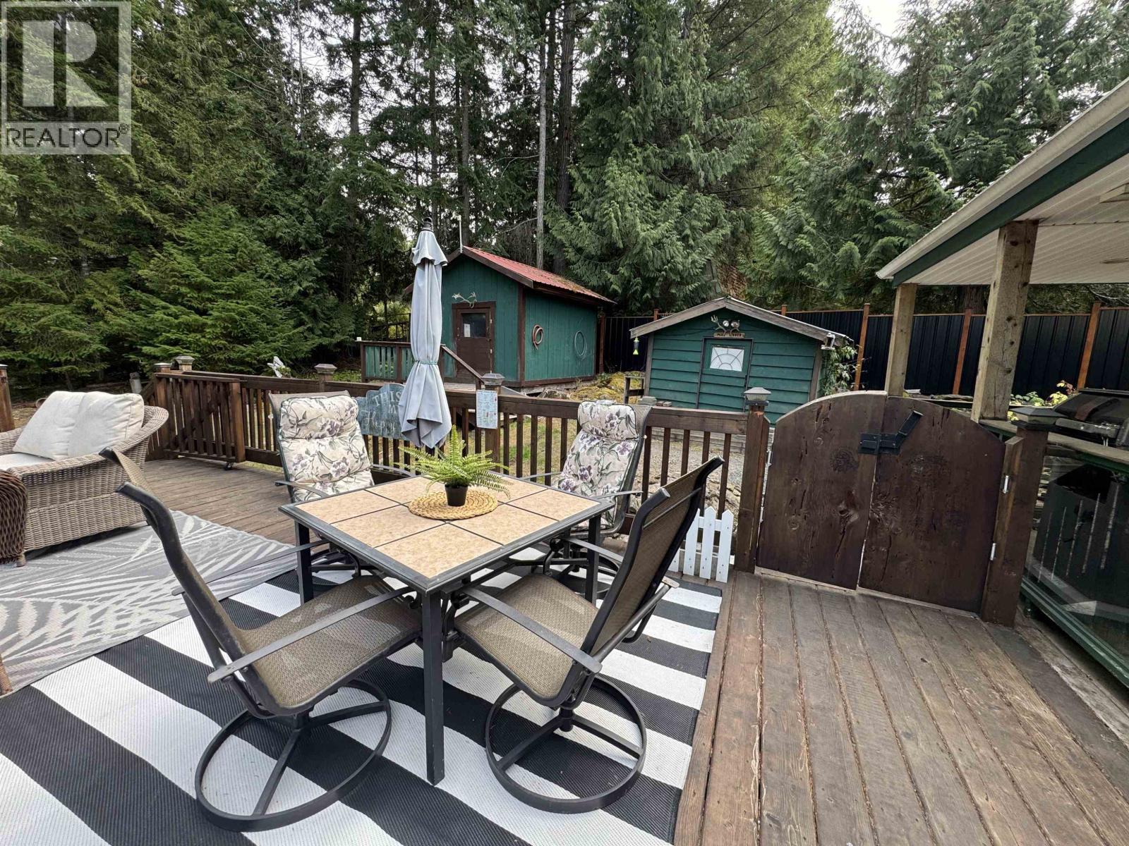 714 CHARTER ROAD, Mayne Island