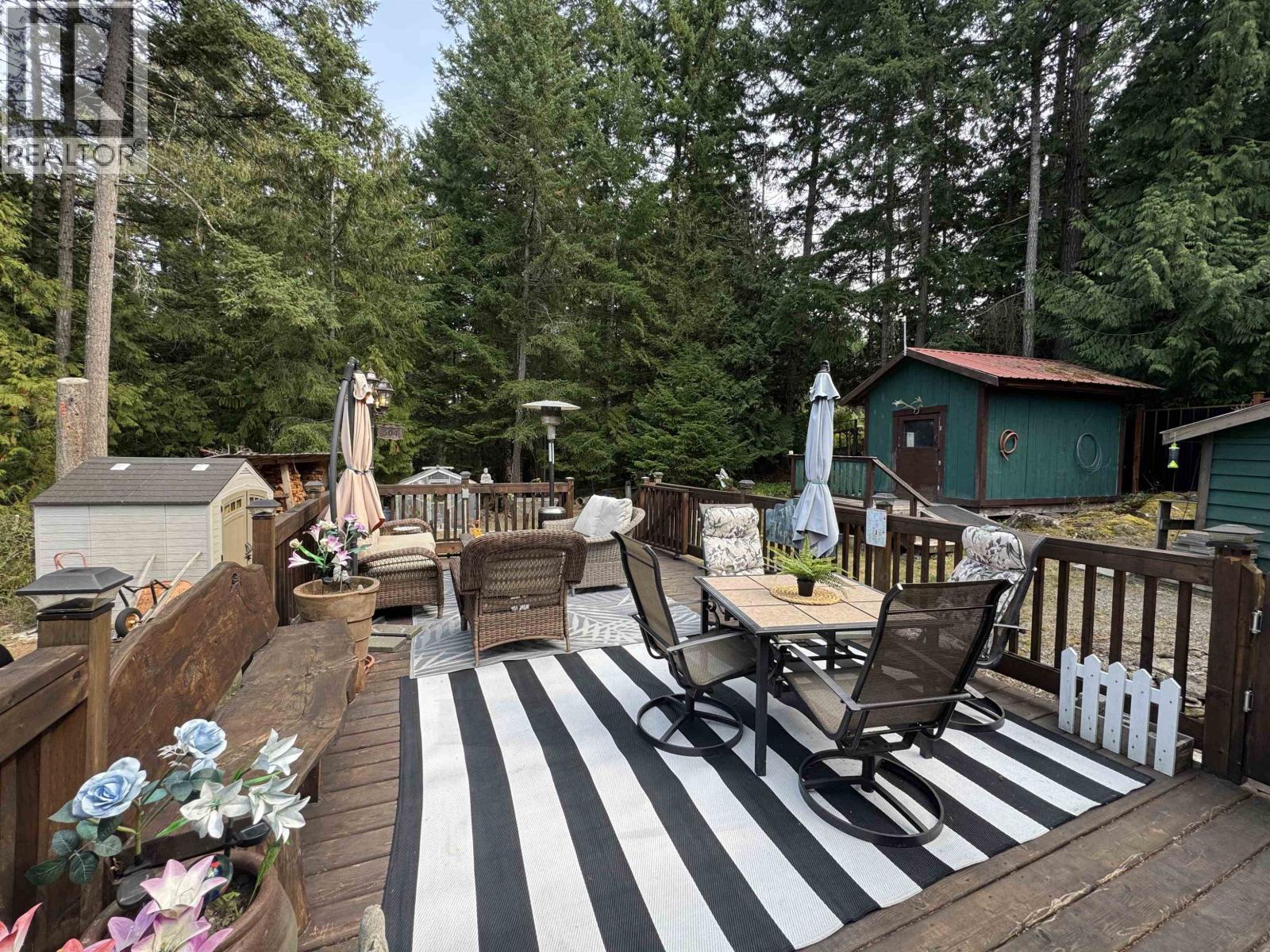 714 CHARTER ROAD, Mayne Island