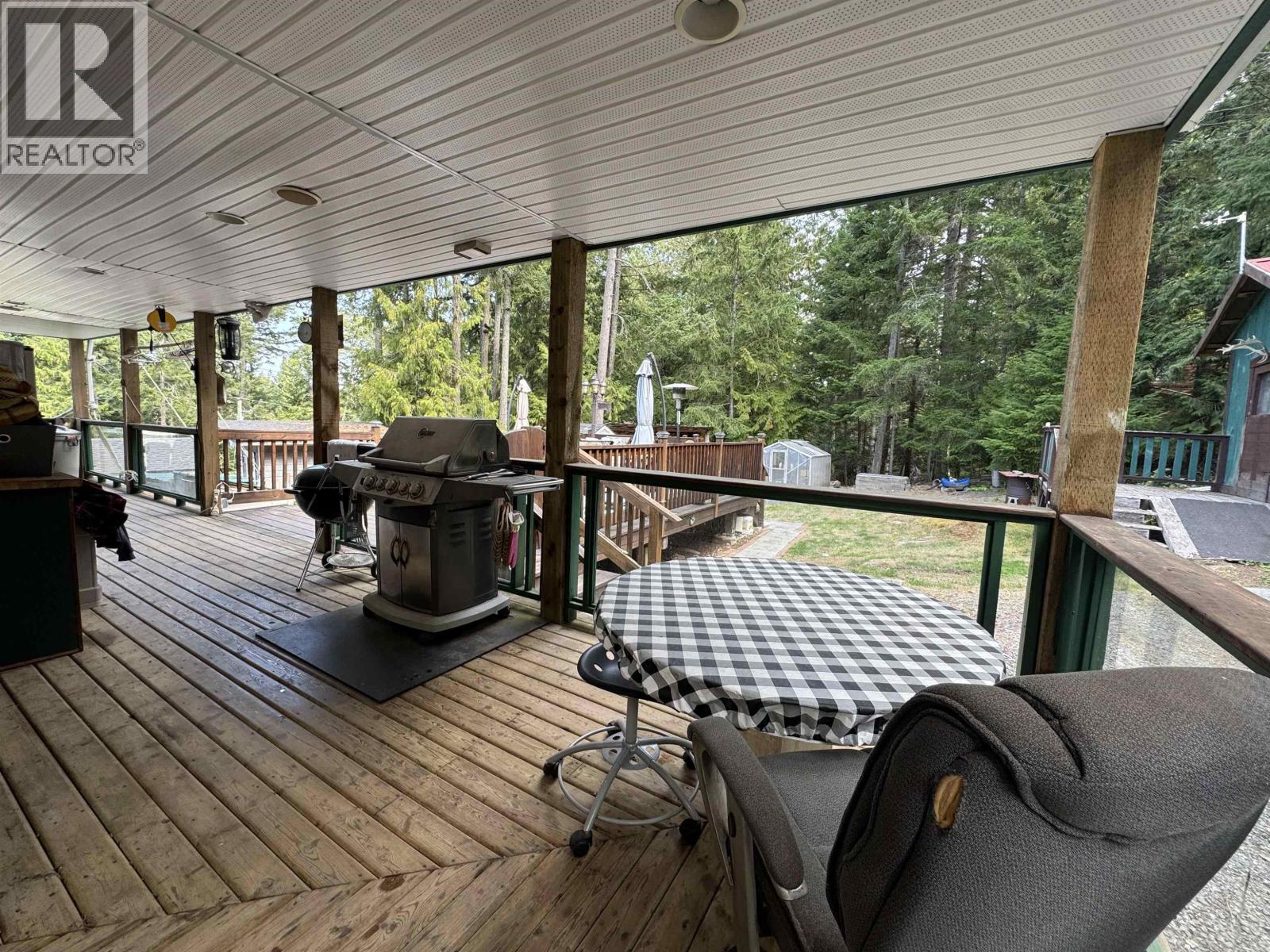 714 CHARTER ROAD, Mayne Island