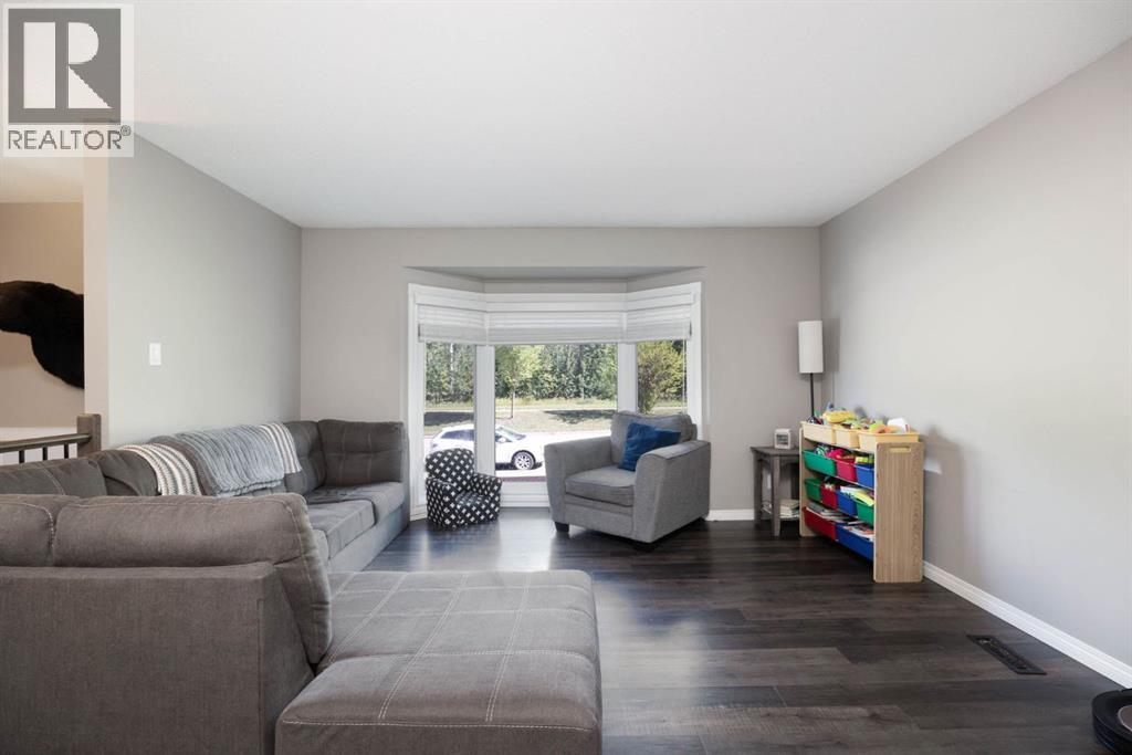 525 Beacon Hill Drive, Fort McMurray