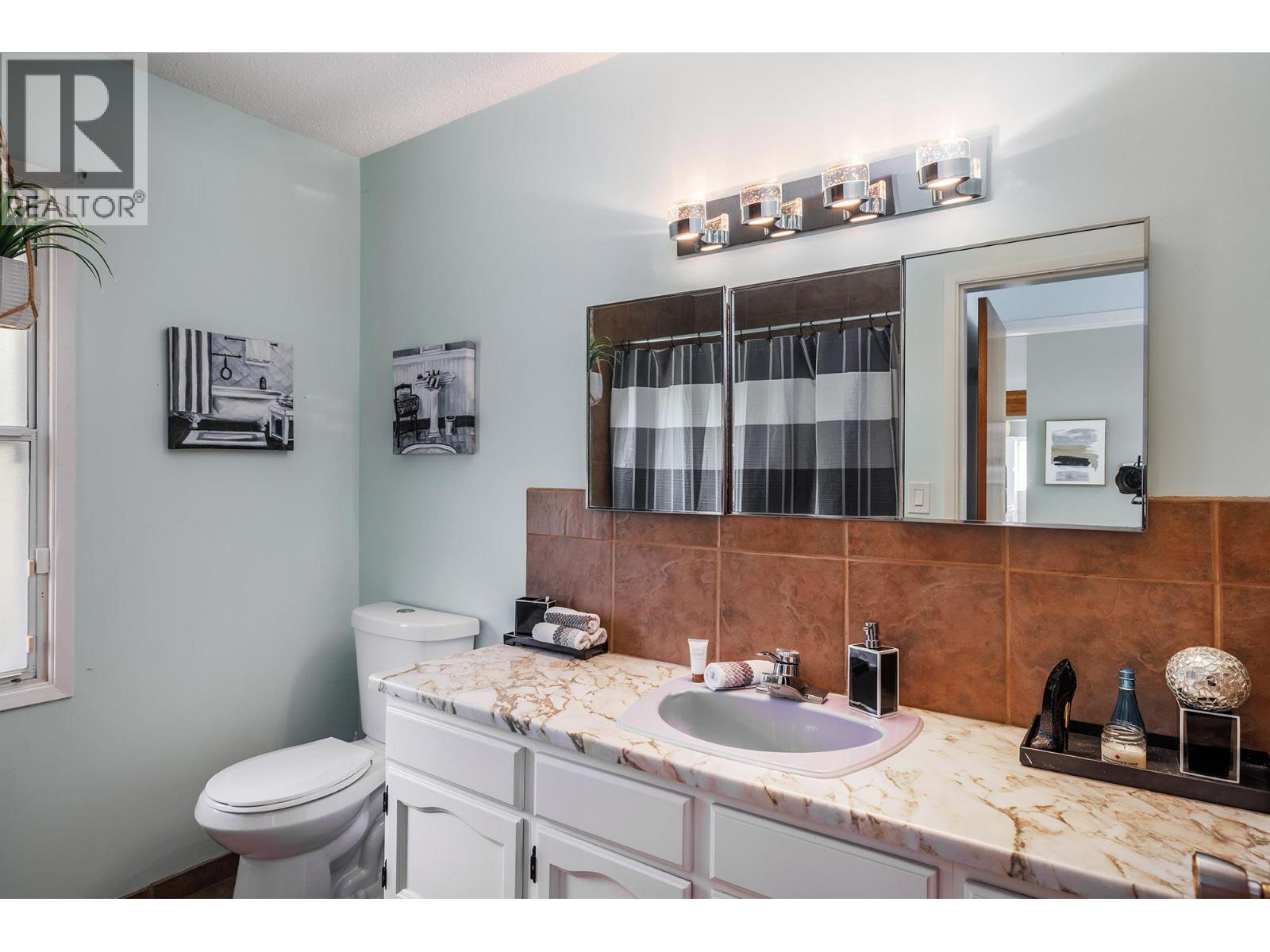 8291 Okanagan Landing Road, Vernon