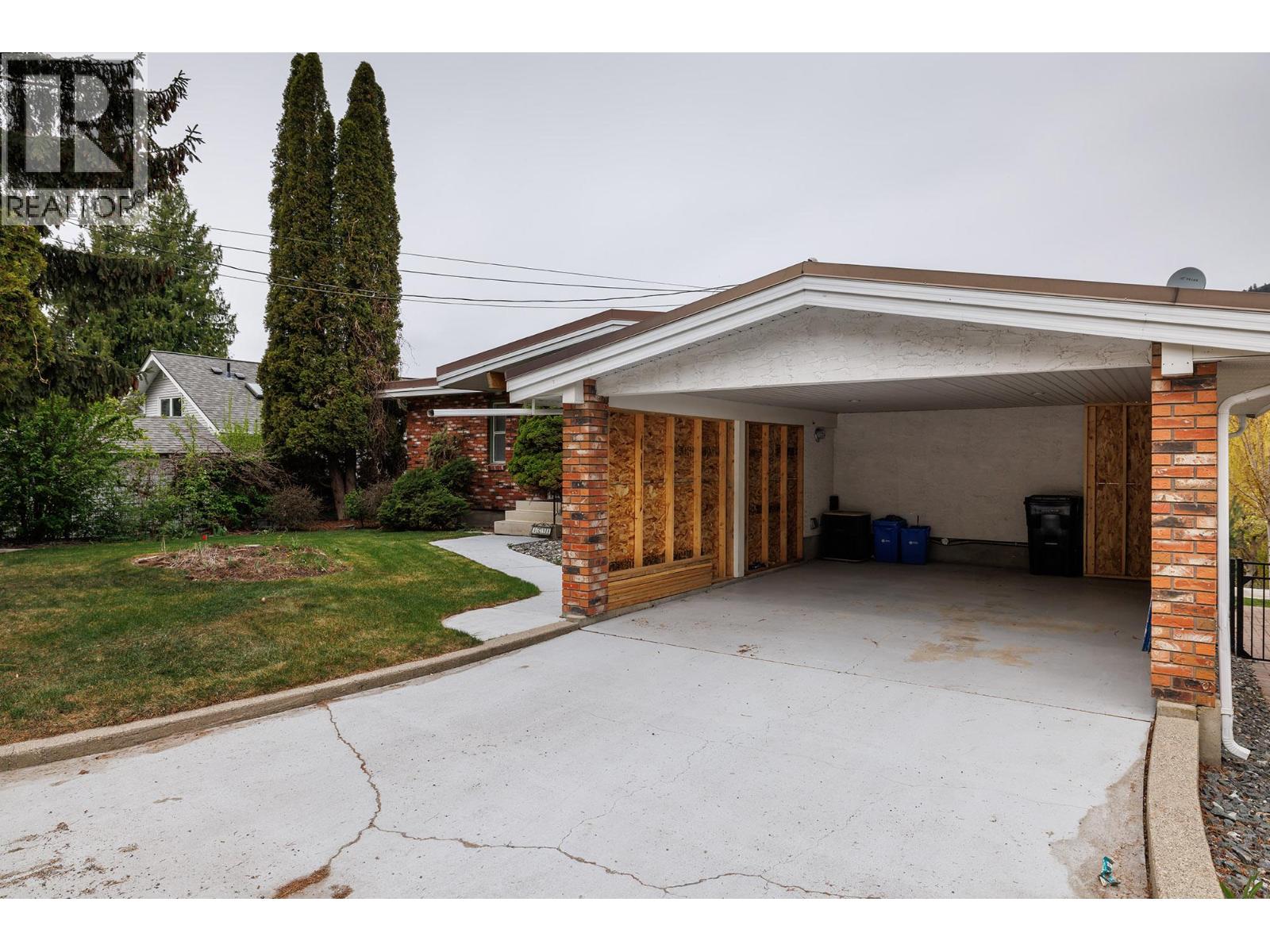 8291 Okanagan Landing Road, Vernon
