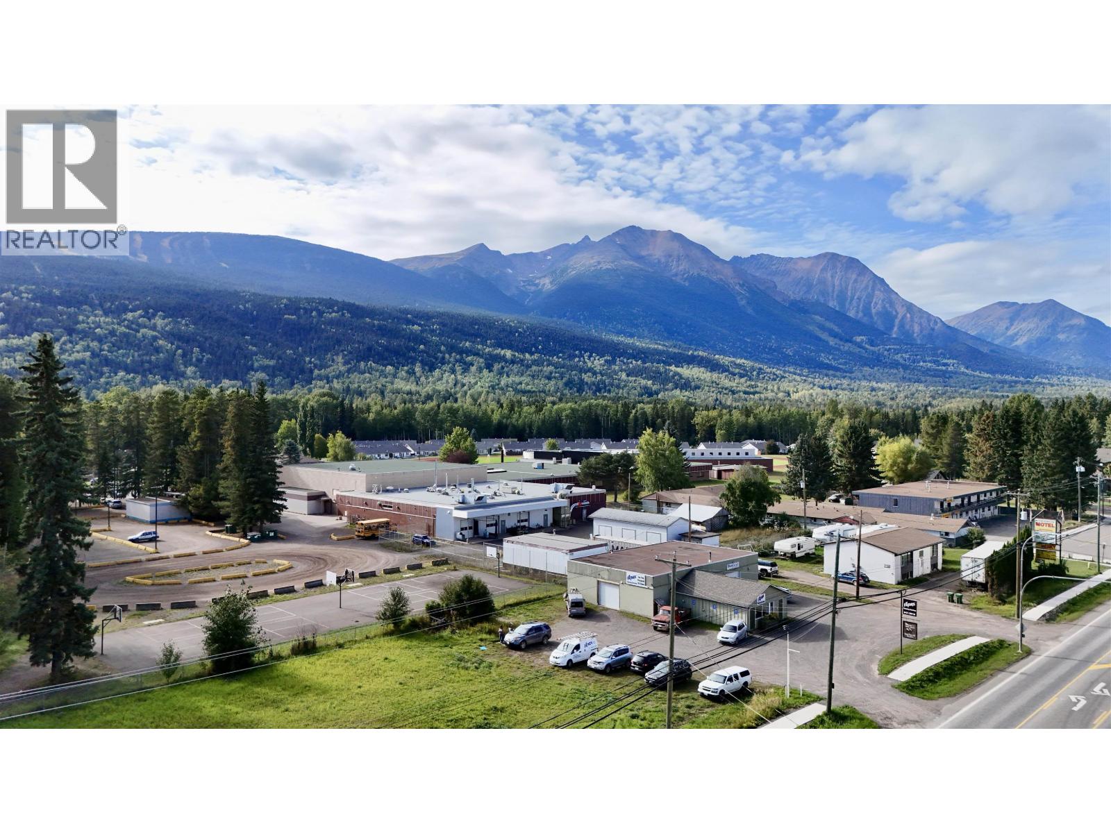 #LOTS-7 16 Highway, Smithers