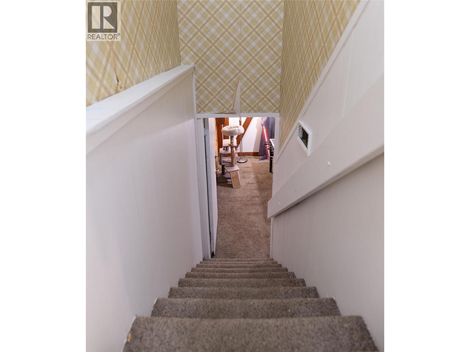  955 Hickory Road, Kelowna
