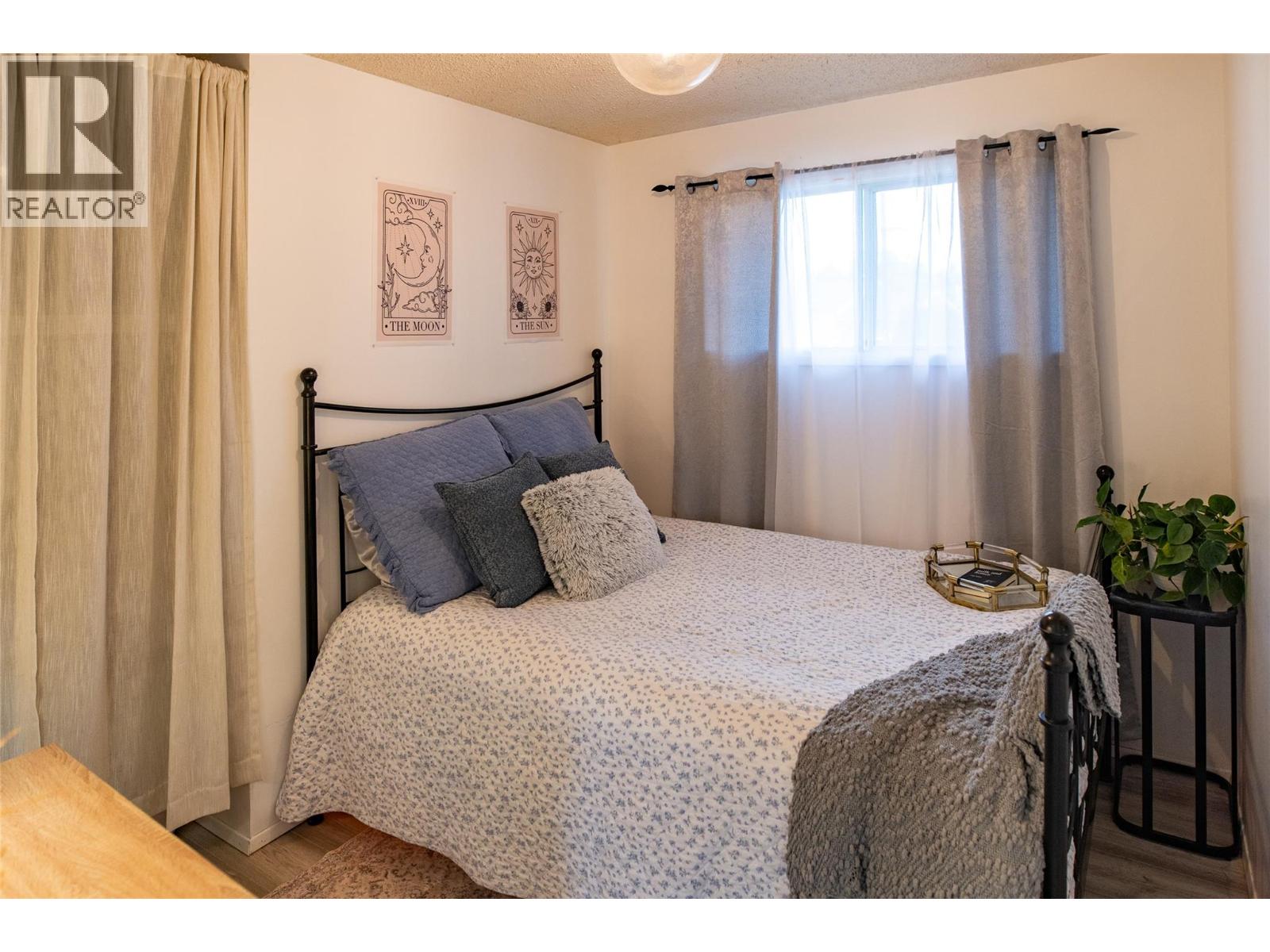  955 Hickory Road, Kelowna