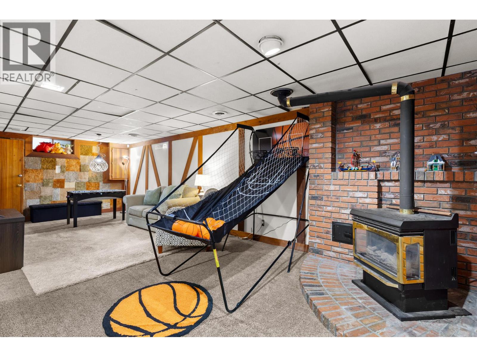 955 Hickory Road, Kelowna