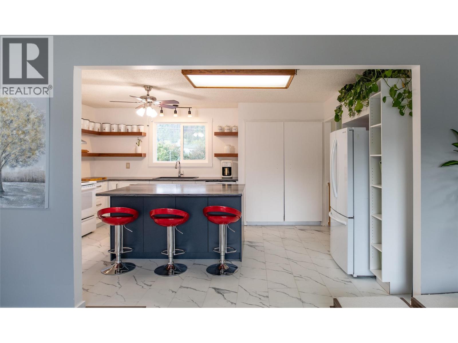  955 Hickory Road, Kelowna