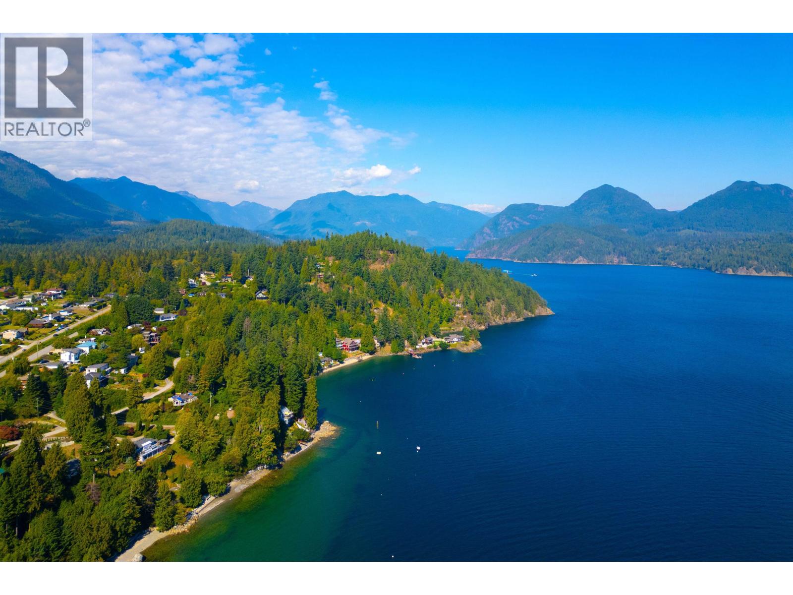 1504 TIDEVIEW ROAD, Gibsons